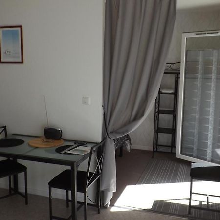 Appartement T2 ,Parking Prive,Terrasse, 10 Mns A Pieds De La Cite Corsaire Et Ses Plages Saint-Malo Exteriér fotografie