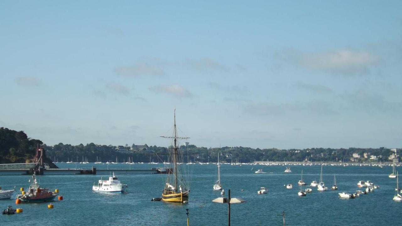 Appartement T2 ,Parking Prive,Terrasse, 10 Mns A Pieds De La Cite Corsaire Et Ses Plages Saint-Malo Exteriér fotografie