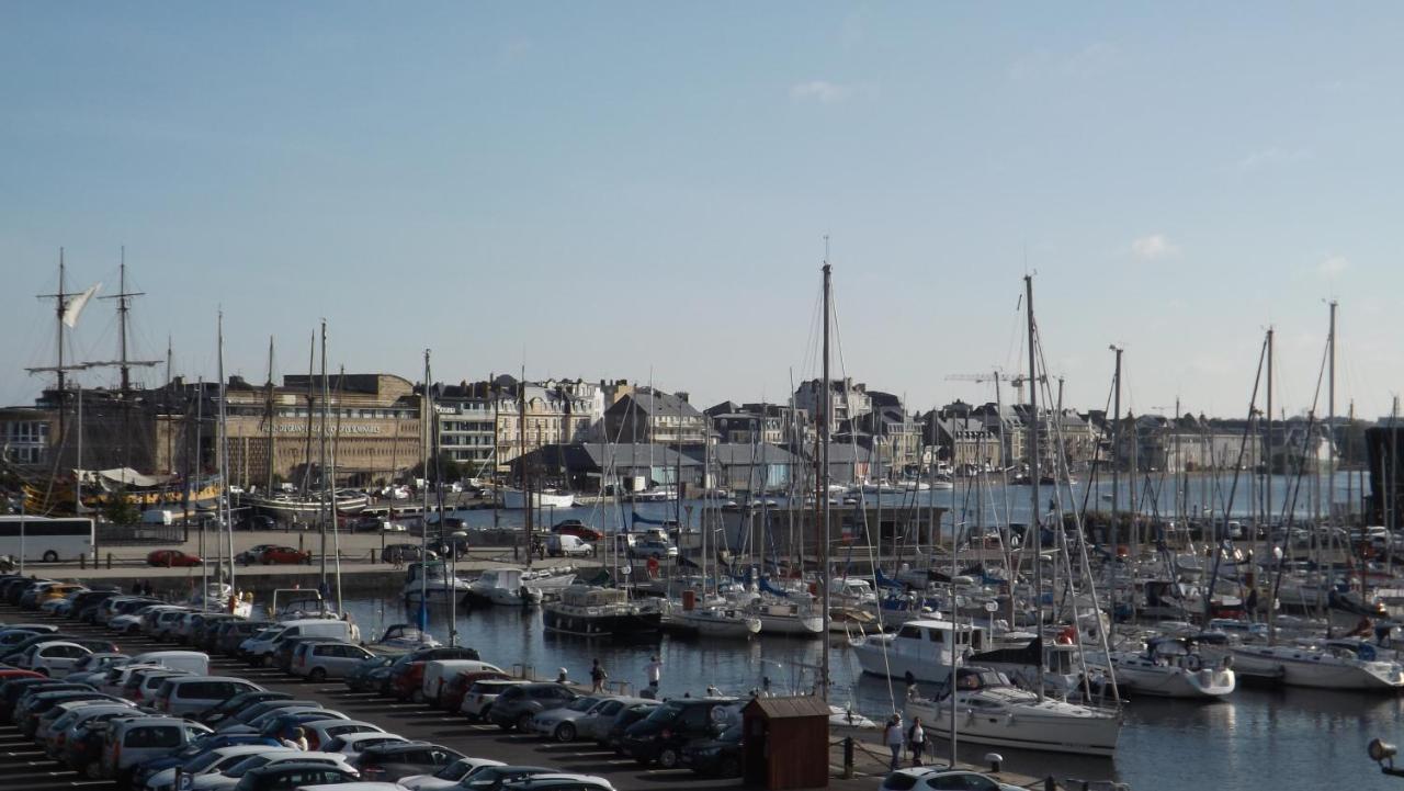 Appartement T2 ,Parking Prive,Terrasse, 10 Mns A Pieds De La Cite Corsaire Et Ses Plages Saint-Malo Exteriér fotografie