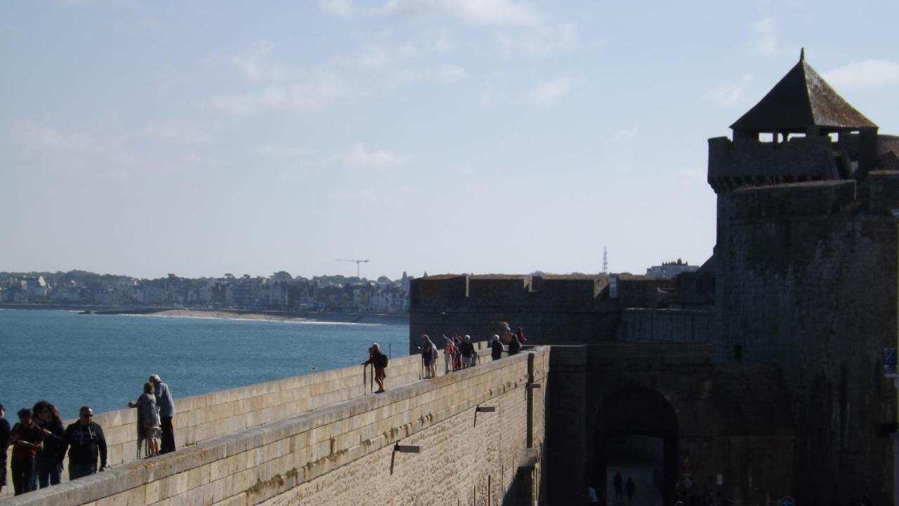 Appartement T2 ,Parking Prive,Terrasse, 10 Mns A Pieds De La Cite Corsaire Et Ses Plages Saint-Malo Exteriér fotografie